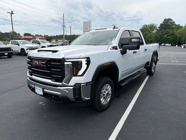 2025 GMC Sierra 2500HD — interior view