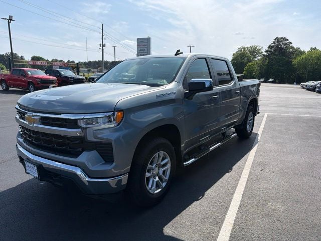 2024 Chevrolet Silverado 1500 — interior view