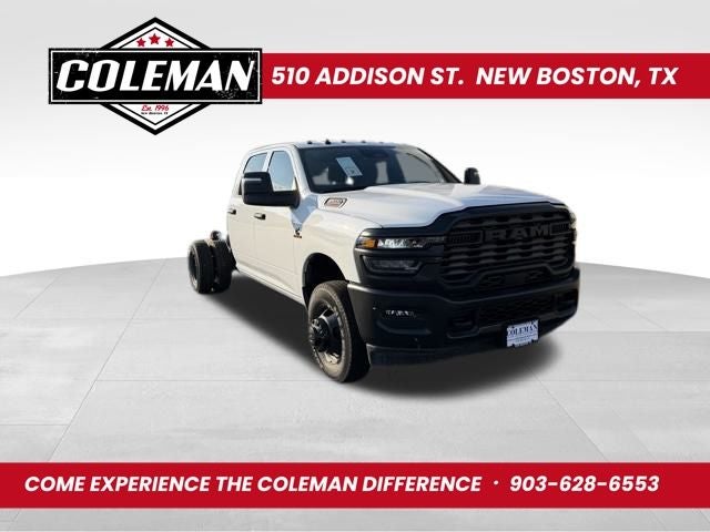 2026 RAM Ram 3500 Chassis Cab RAM 3500 TRADESMAN CREW CAB CHASSIS 4X4 60' CA in Bright White Clear-Coat Exterior Paint — front...